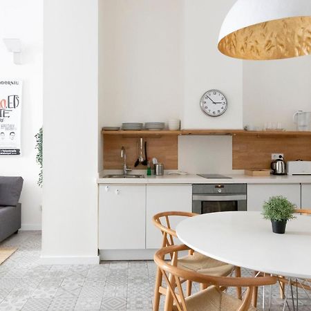 The Barcelona Centric Apt By Maison Pinata מראה חיצוני תמונה