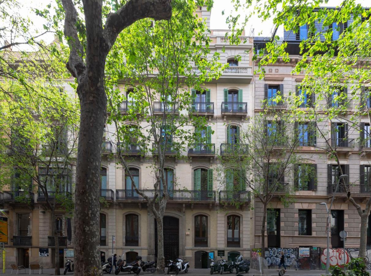 The Barcelona Centric Apt By Maison Pinata מראה חיצוני תמונה